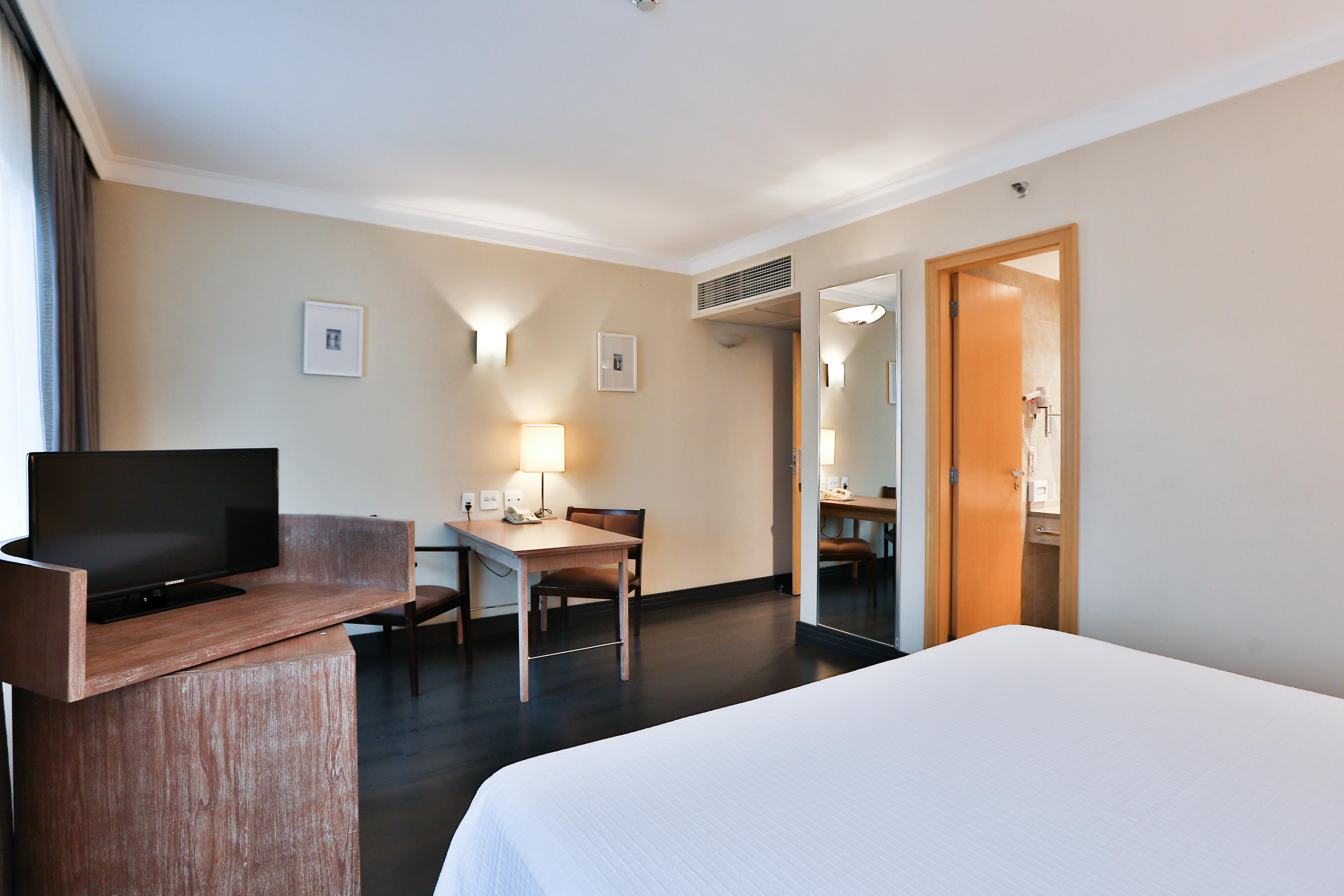 Park Inn By Radisson Berrini Sao Paulo Bagian luar foto