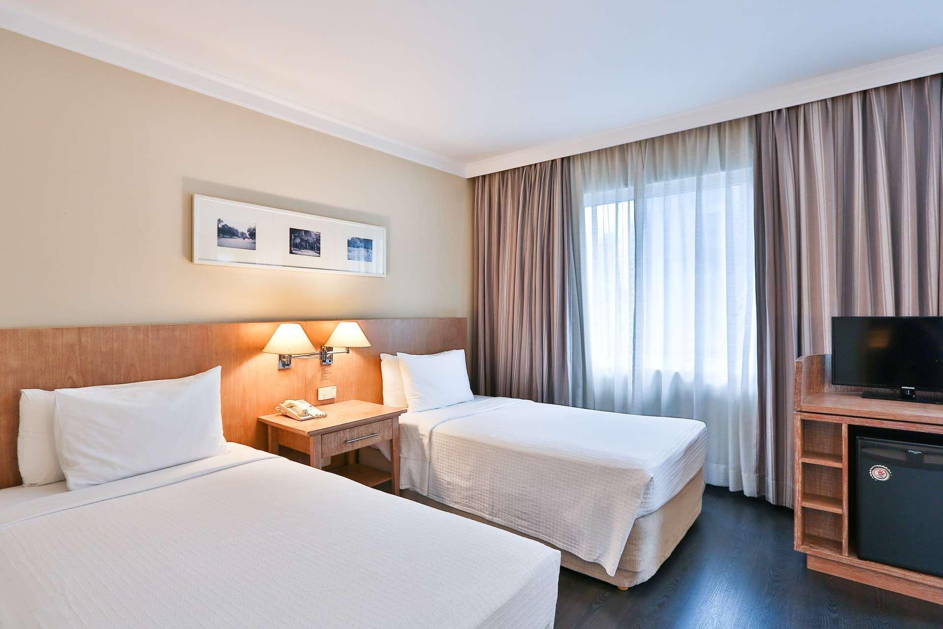 Park Inn By Radisson Berrini Sao Paulo Bagian luar foto