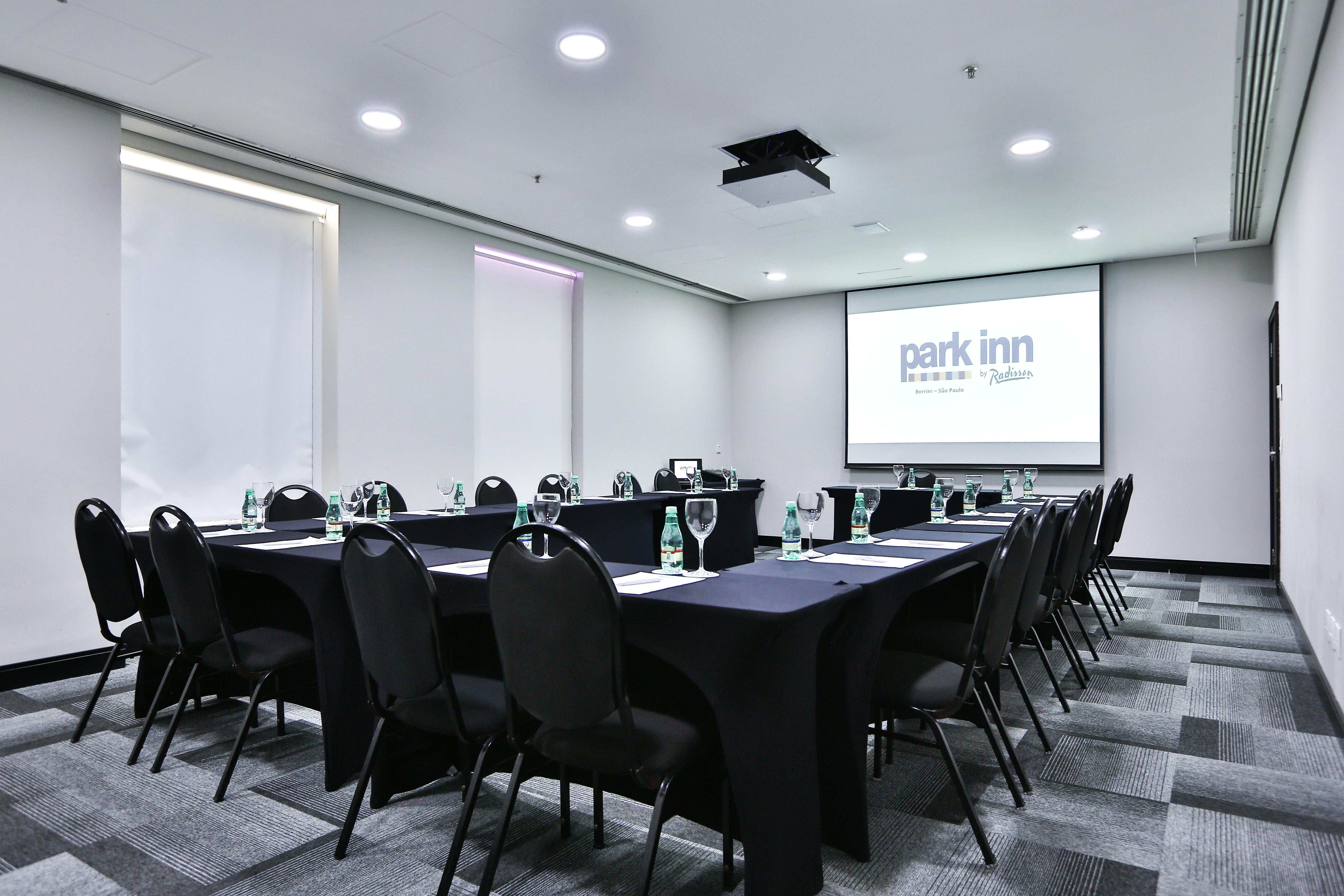 Park Inn By Radisson Berrini Sao Paulo Bagian luar foto