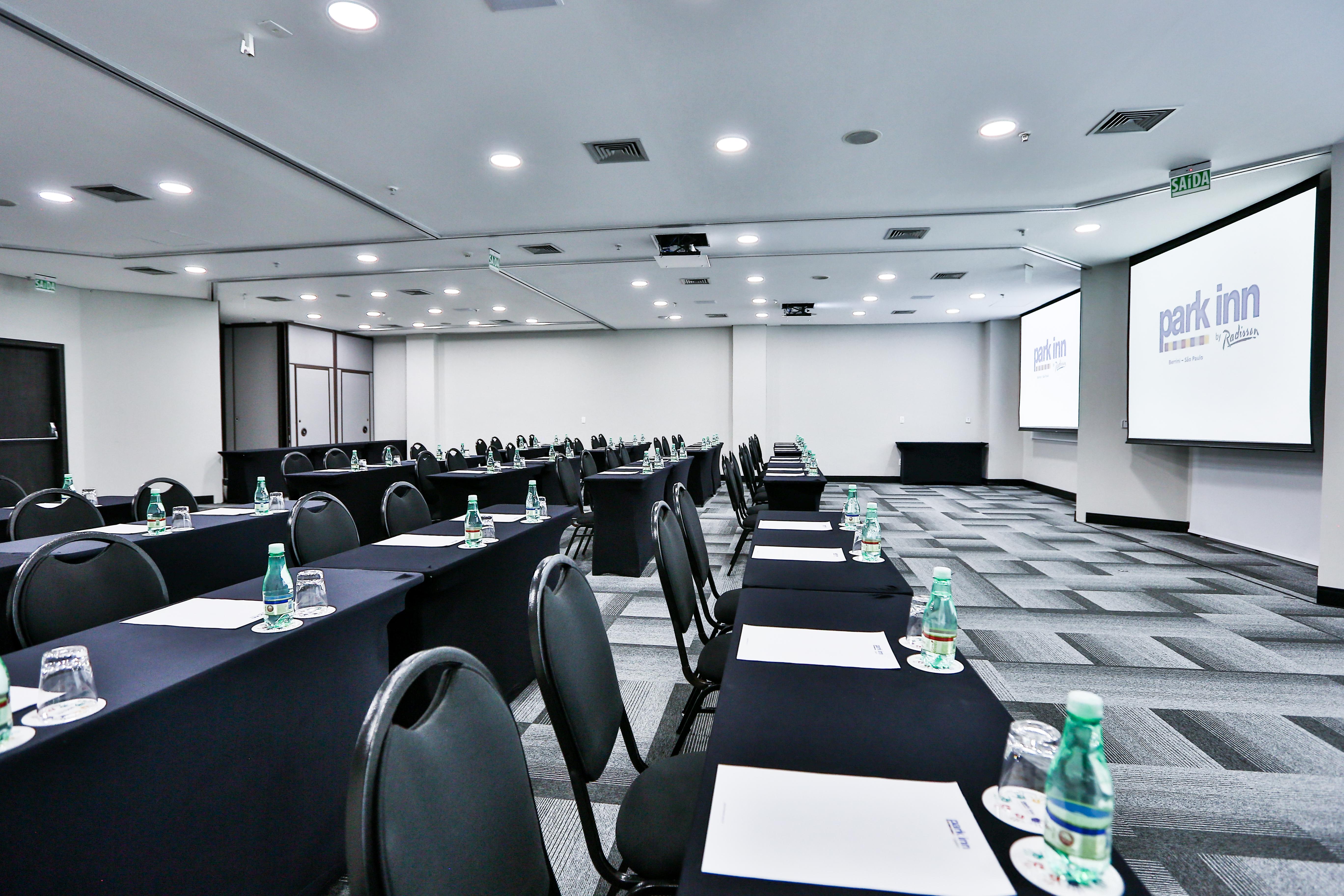 Park Inn By Radisson Berrini Sao Paulo Bagian luar foto