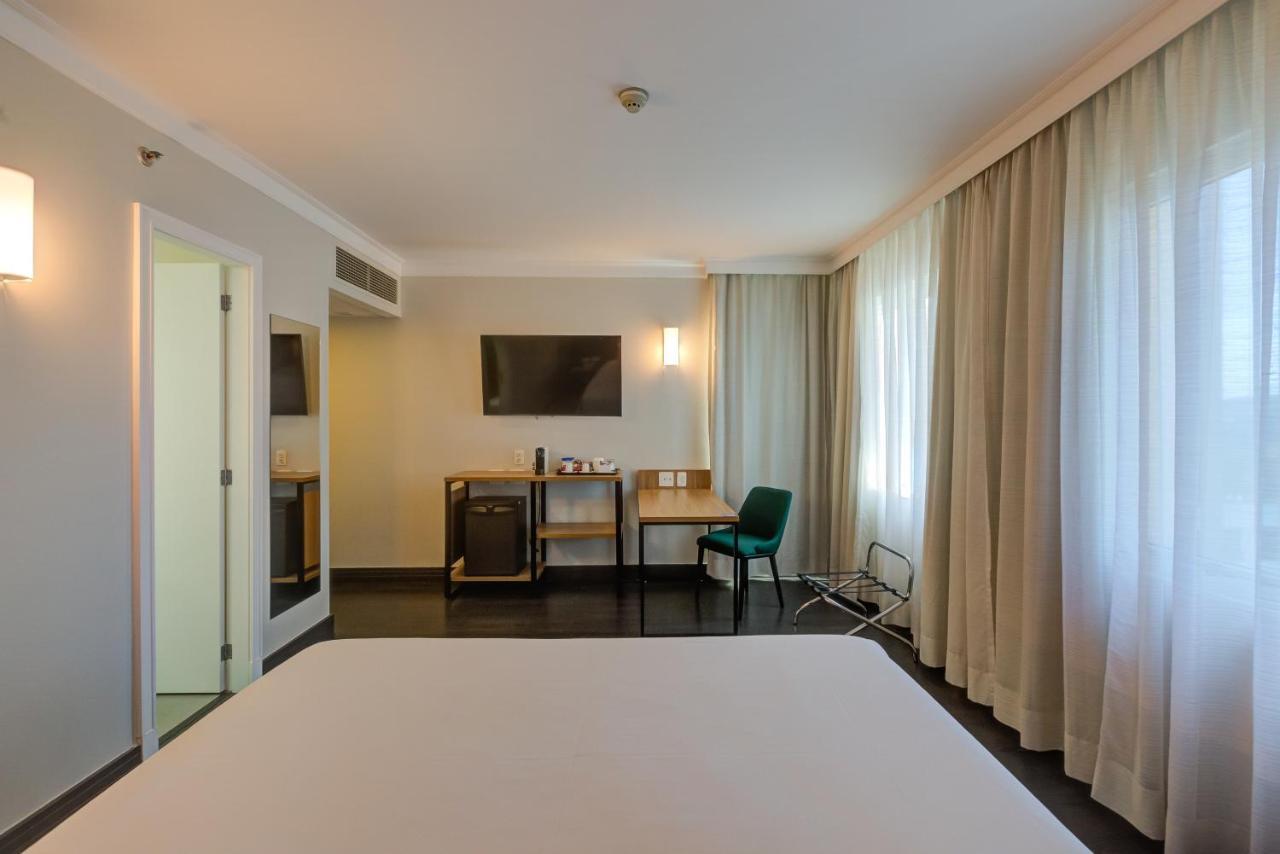 Park Inn By Radisson Berrini Sao Paulo Bagian luar foto